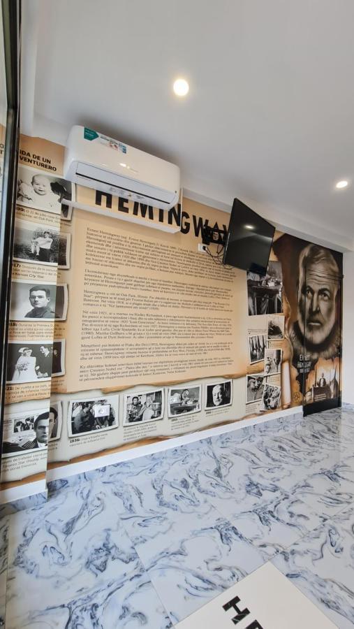 Heming-Way Hotel Durrës 외부 사진